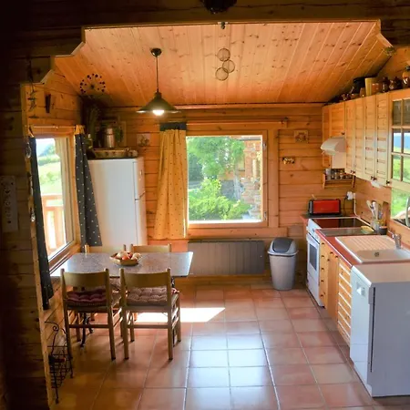 Chalet Rouge Sorbier Font-Romeu-Odeillo-Via Exterior photo